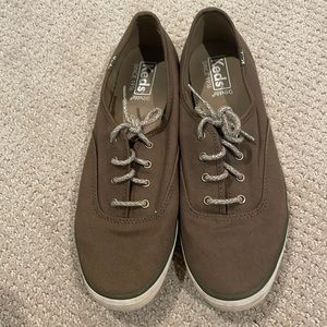 Green Khaki Keds with Ortholite size 9